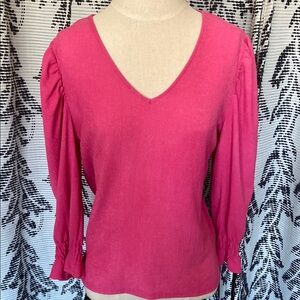 Chic Pink V-Neck Blouse Vince Camuto size M